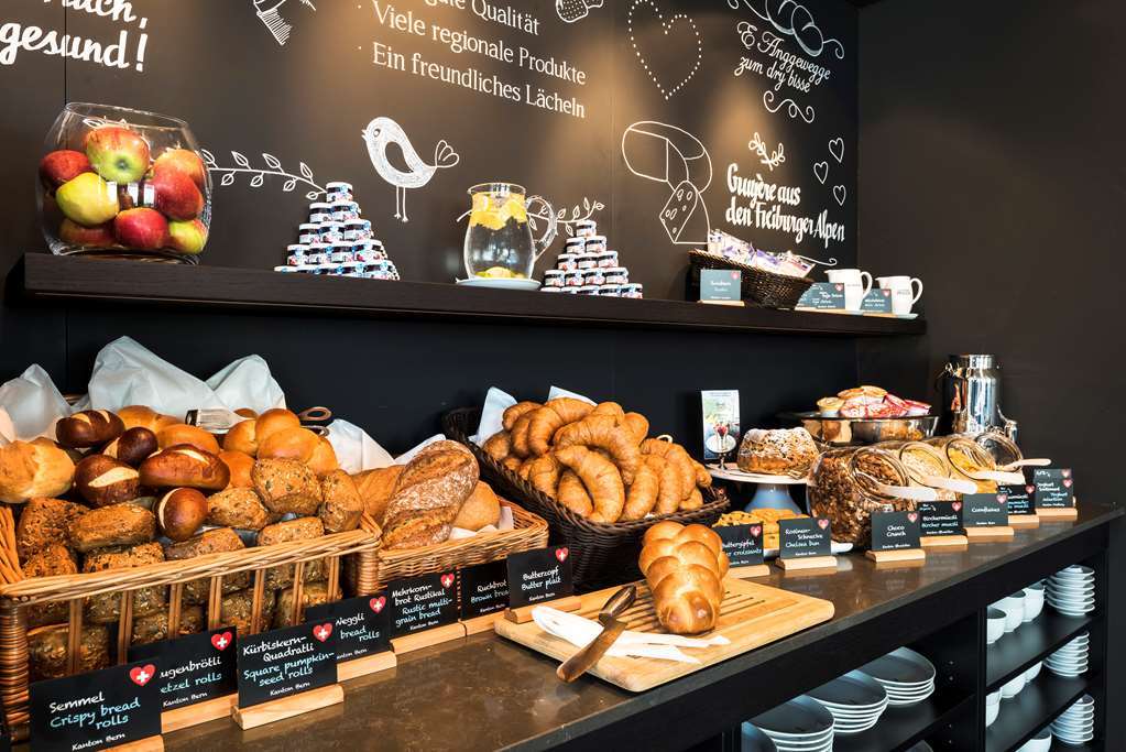 Motel One Bonn-Beethoven Restaurante foto